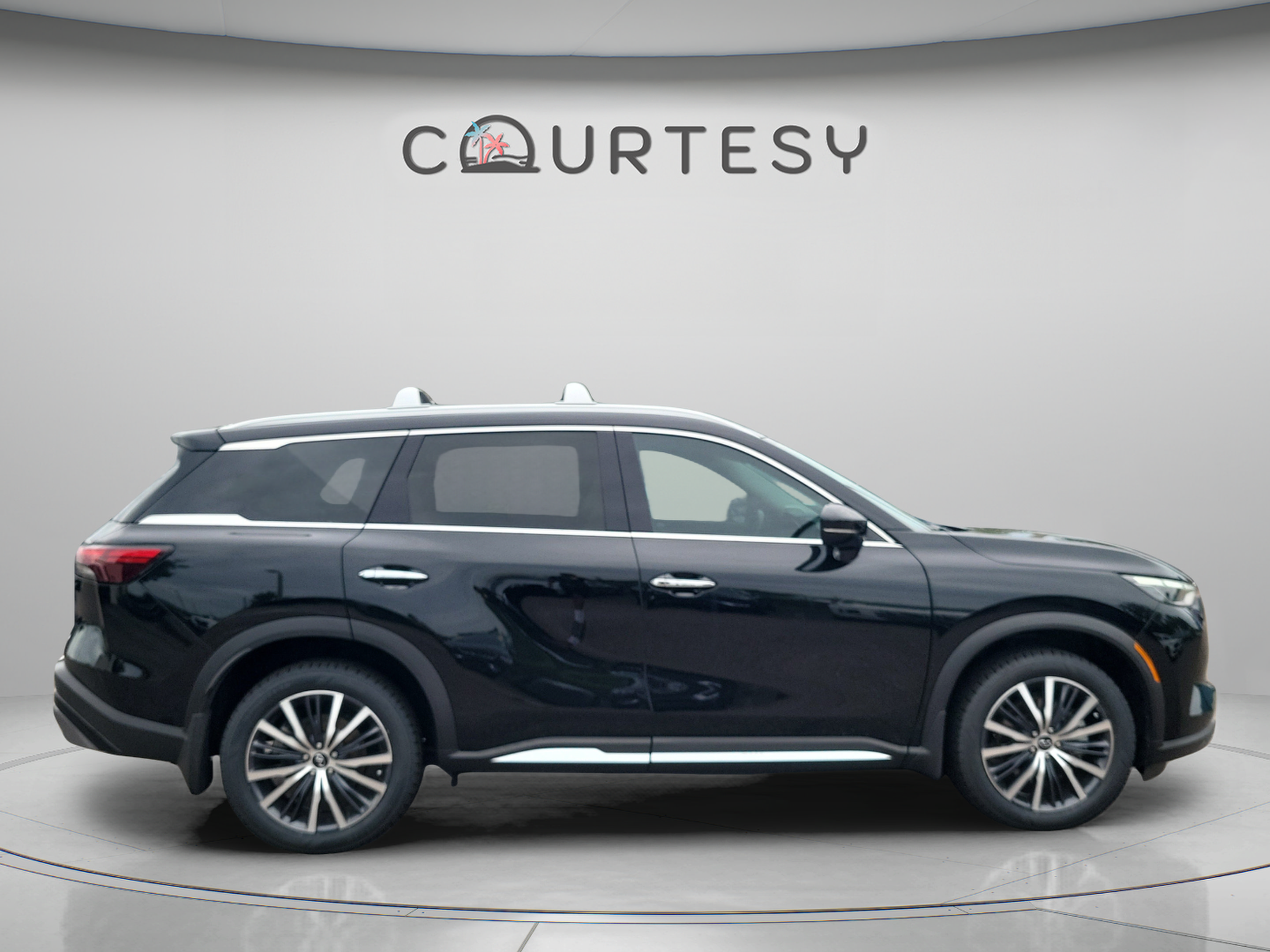 Used 2024 INFINITI QX60 Sensory w/ Cargo Package AWD/4WD image 5