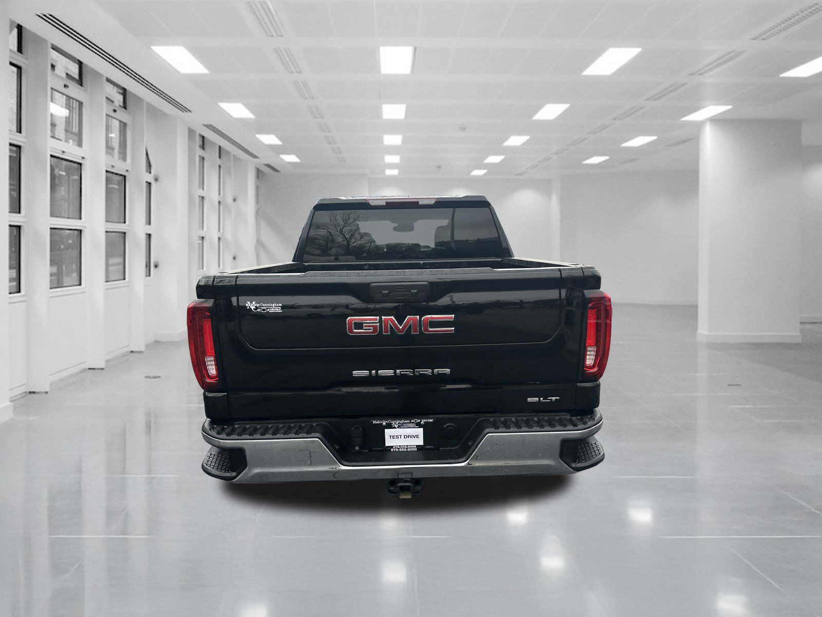 Certified 2025 GMC Sierra 1500 SLT image 6