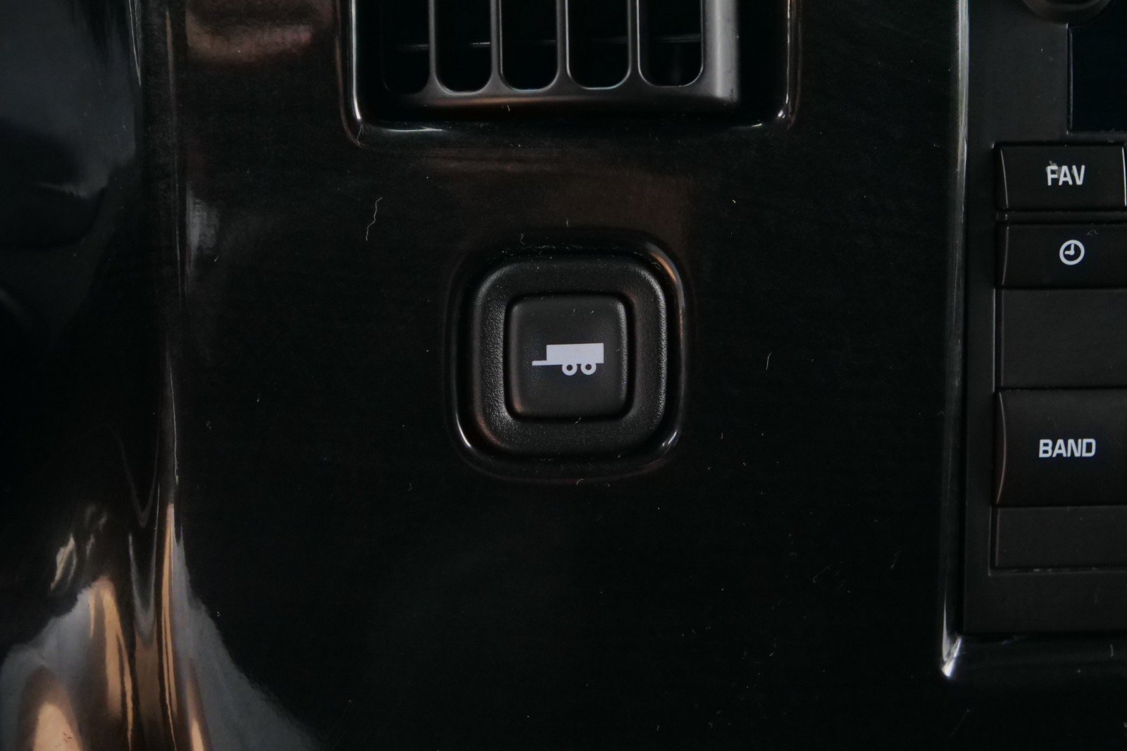 Used 2014 Chevrolet Express 1500 RWD image 16