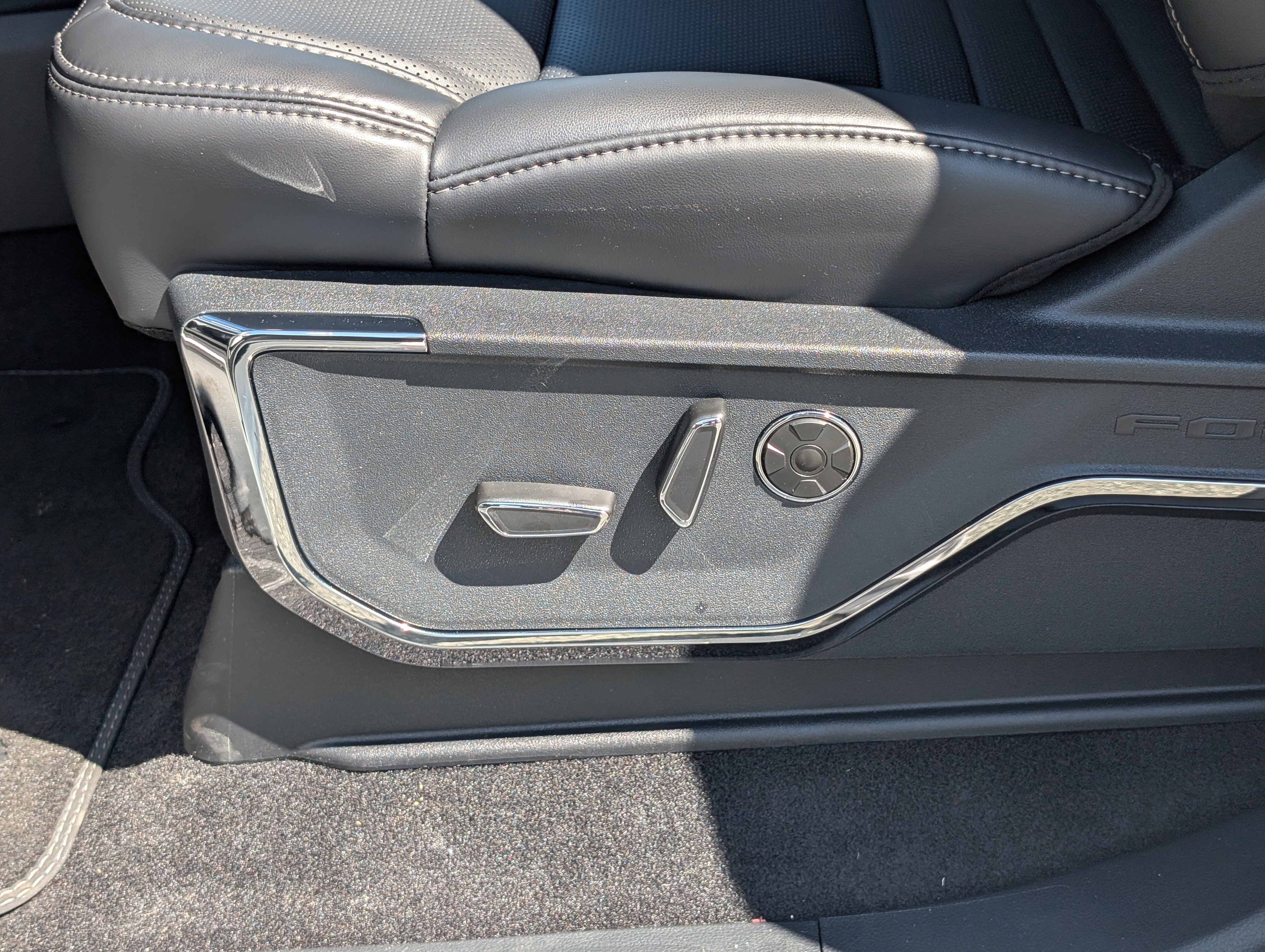New 2026 Ford F150 Platinum image 16