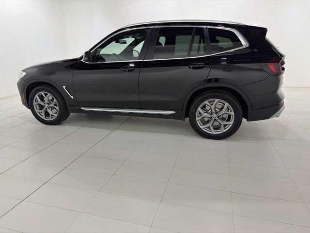 Certified 2023 BMW X3 xDrive30i w/ Convenience Package AWD/4WD image 2