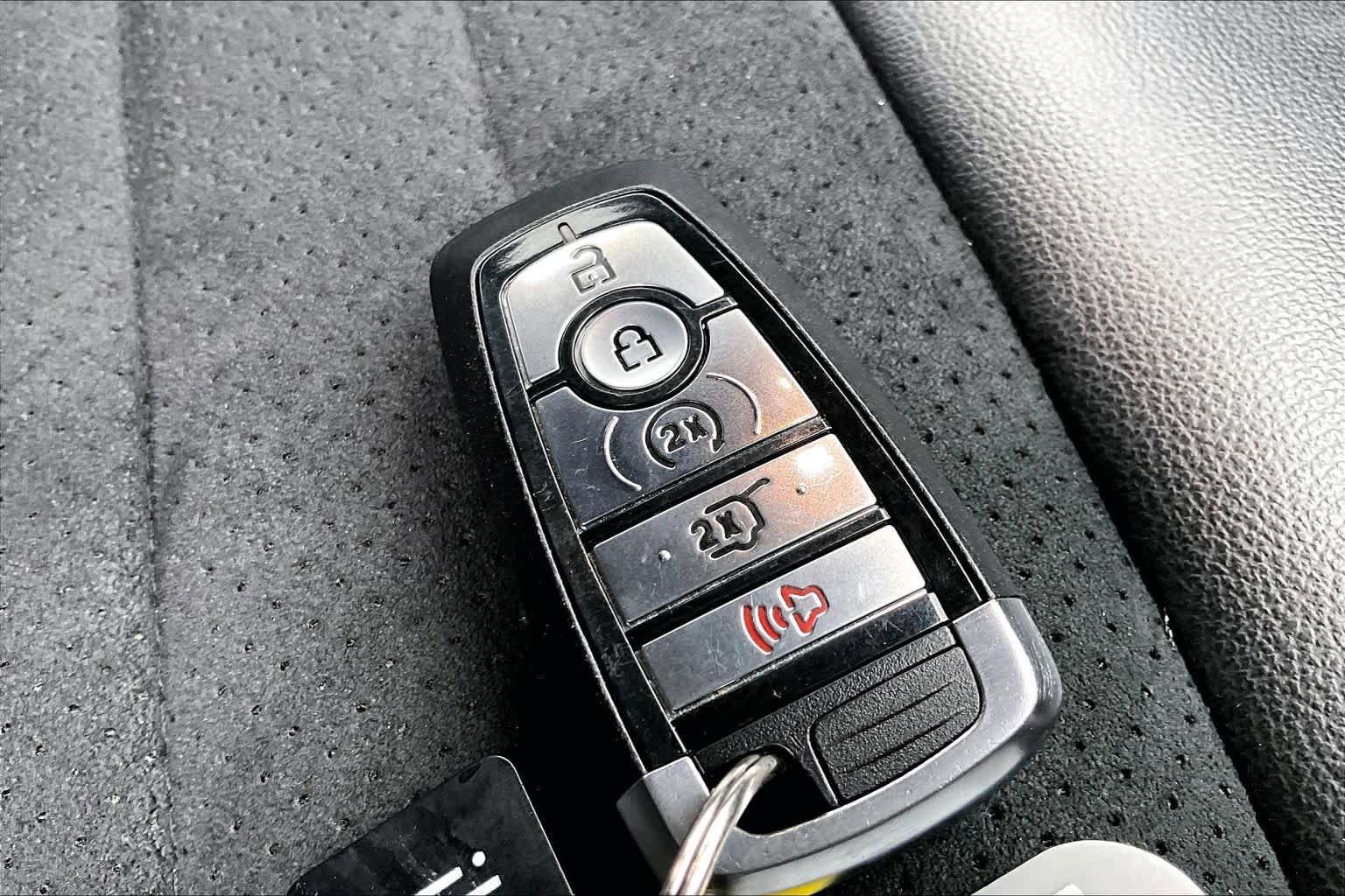 Used 2022 Ford Edge ST-Line AWD/4WD image 14