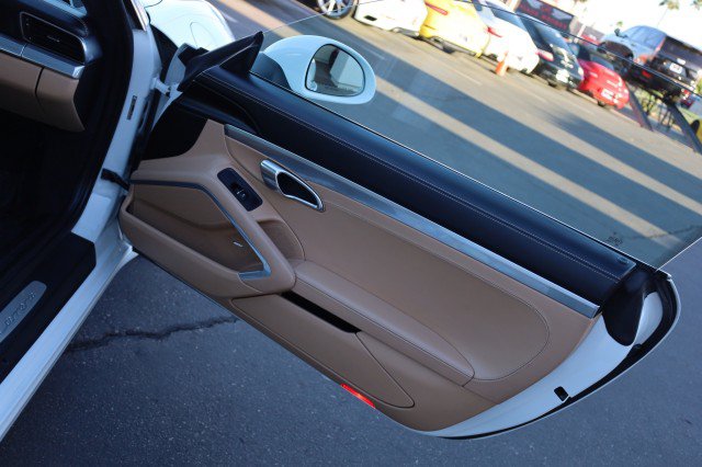 Used 2017 Porsche 911 Carrera RWD image 41