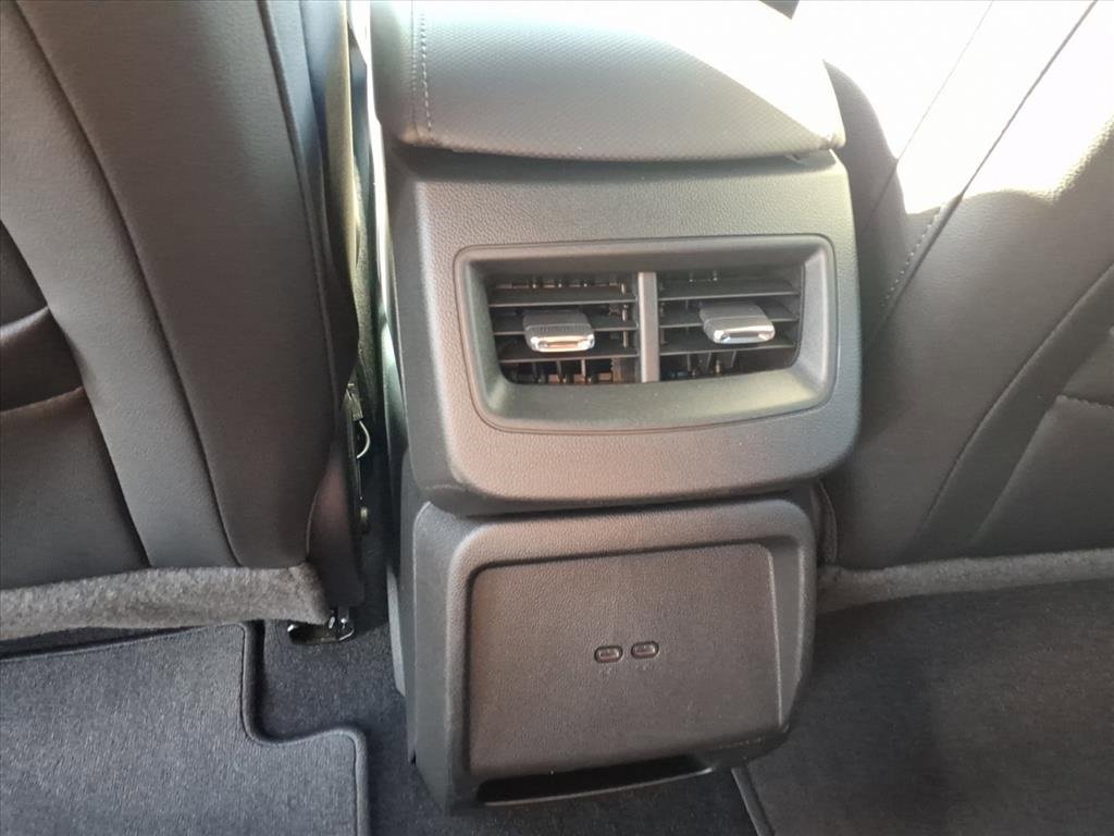 Used 2024 Chevrolet Equinox EV LT image 7