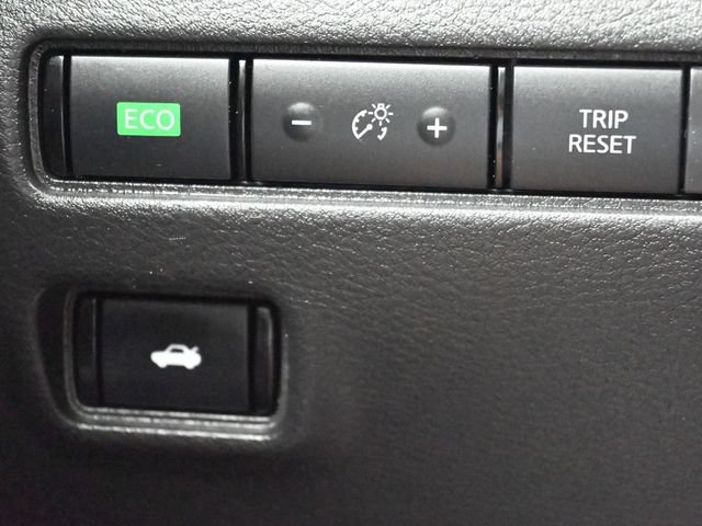 Used 2024 Nissan Sentra SV FWD image 27