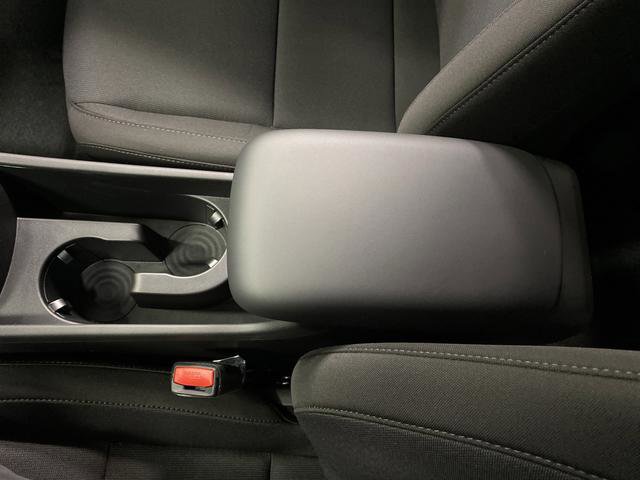 New 2026 Hyundai Kona SE image 17