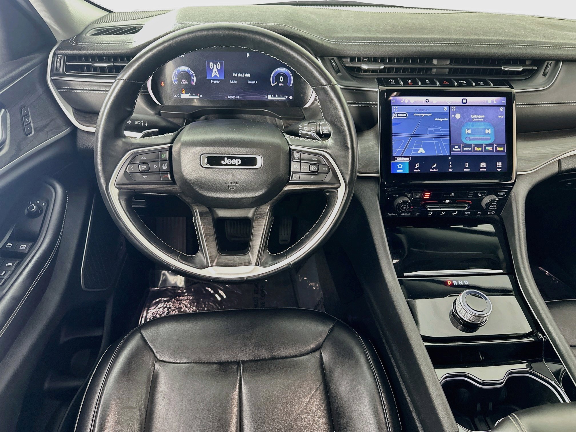 Used 2021 Jeep Grand Cherokee L Limited image 24