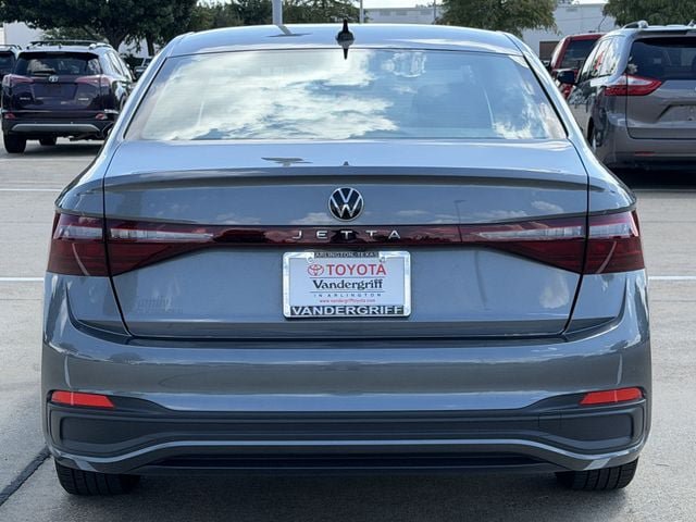 Used 2025 Volkswagen Jetta Sport FWD image 6