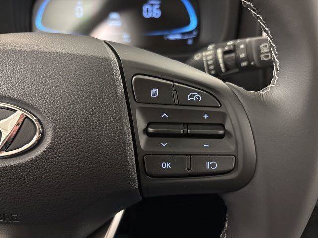 Used 2026 Hyundai Venue SEL FWD image 11