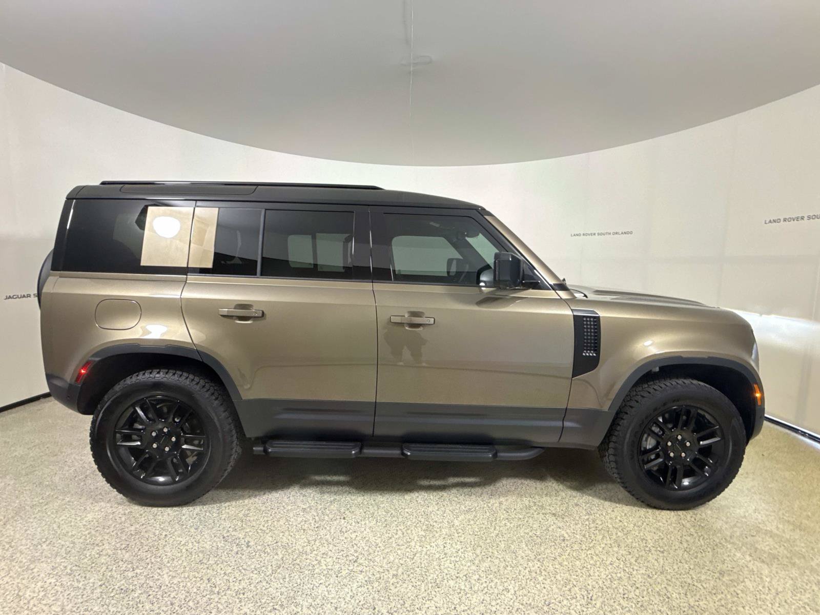 Used 2026 Land Rover Defender 110 S AWD/4WD image 6