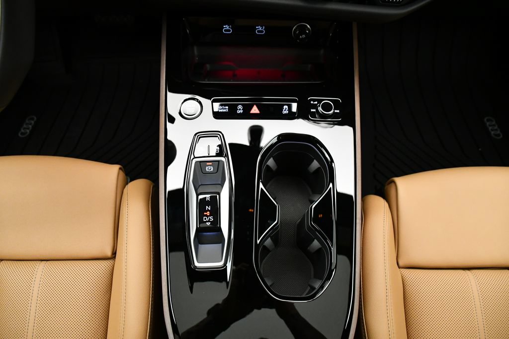 Used 2025 Audi A5 2.0T Premium Plus w/ Premium Plus AWD/4WD image 28