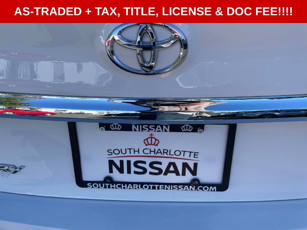 Used 2016 Toyota Camry LE w/ Moonroof Package FWD image 14