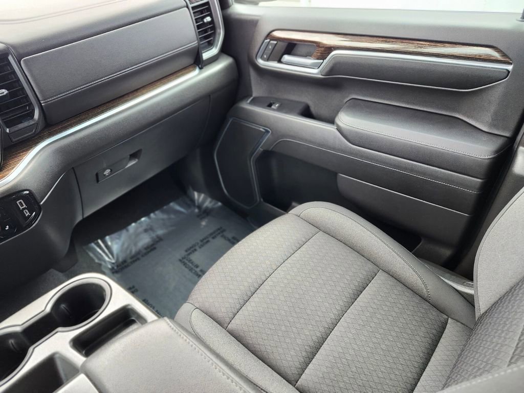 Used 2022 GMC Sierra 1500 Elevation AWD/4WD image 13