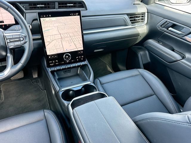 Used 2026 GMC Terrain Elevation w/ Elevation Premium Package FWD image 23