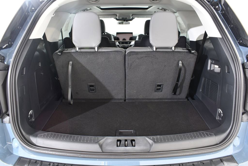 New 2026 Ford Explorer Active w/ Active Comfort Package image 21