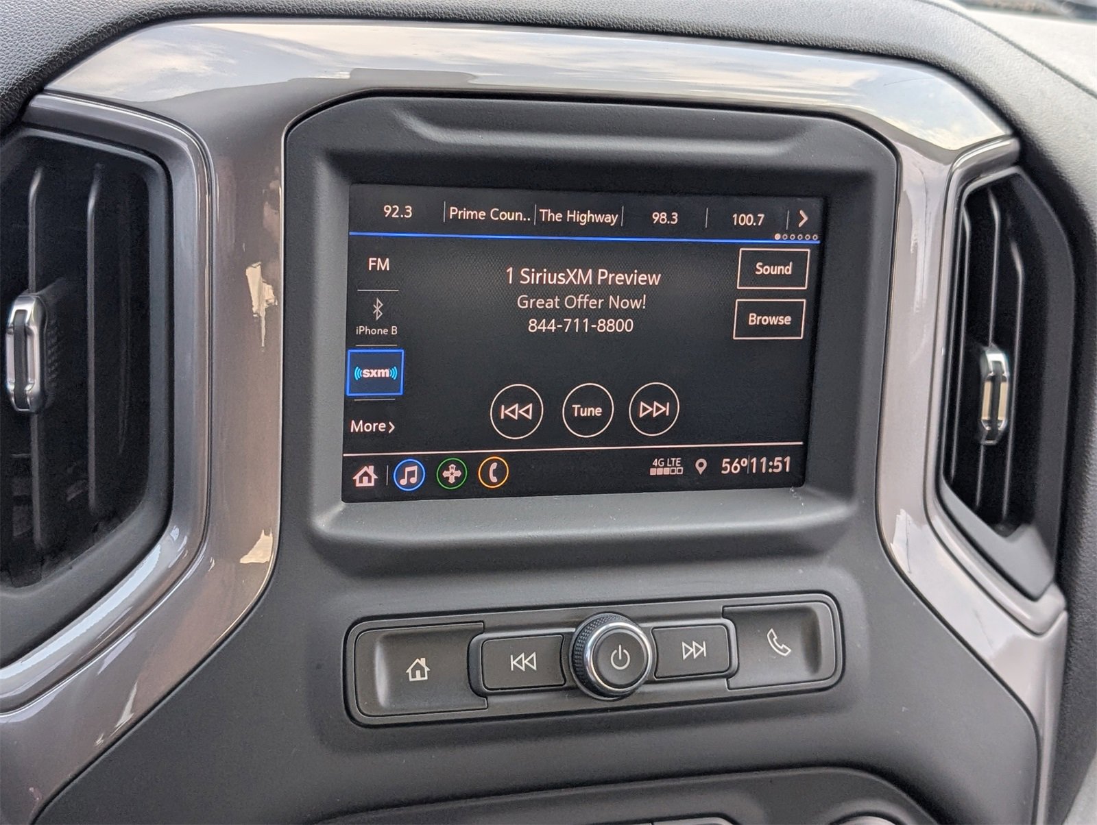 Used 2021 Chevrolet Silverado 1500 Custom image 18