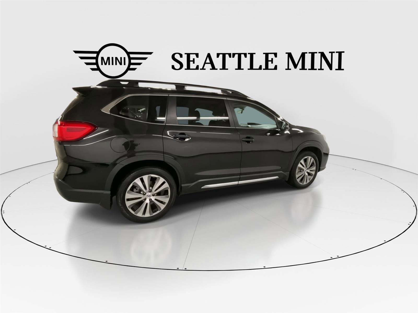 Used 2022 Subaru Ascent Limited w/ Technology Package image 12