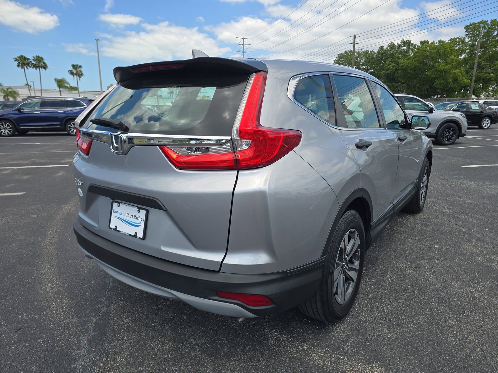 Used 2019 Honda CR-V LX image 4