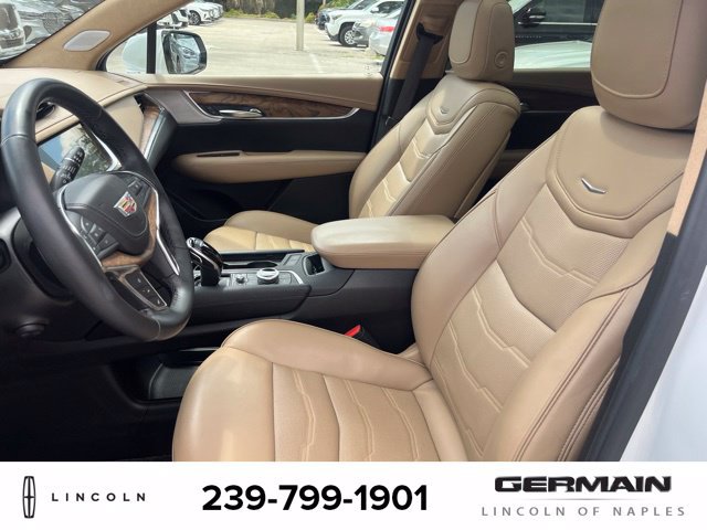 Used 2021 Cadillac XT5 Premium Luxury w/ Platinum Package FWD image 10