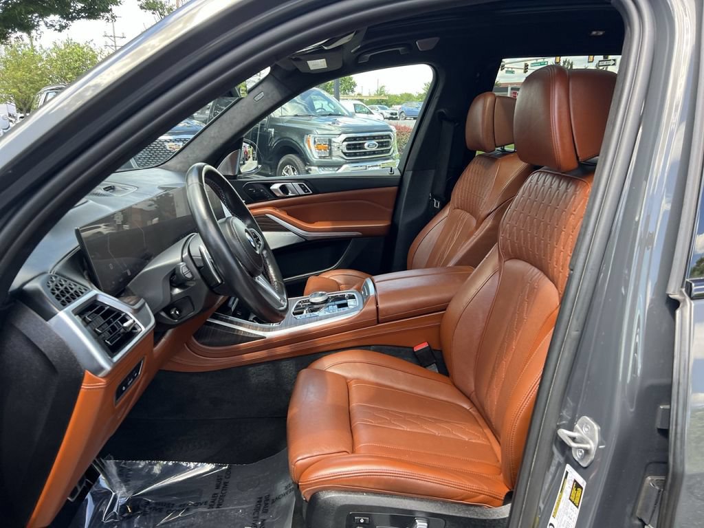 Used 2024 BMW X7 M60i w/ Executive Package AWD/4WD image 13