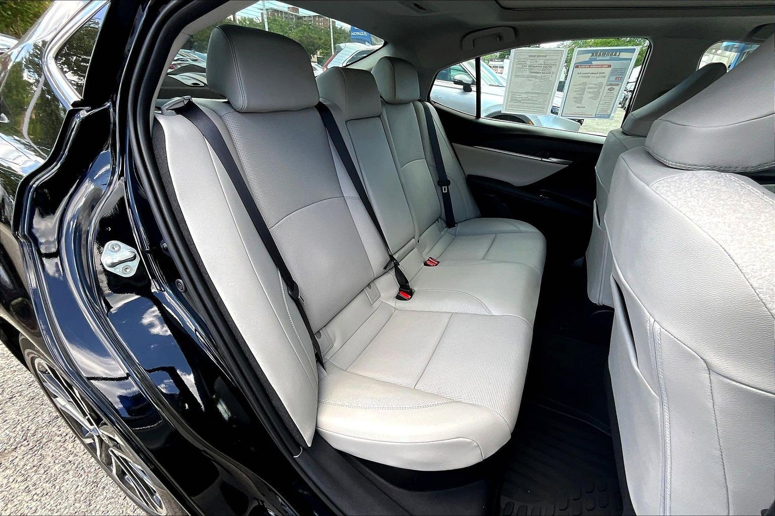 Used 2026 Toyota Camry XLE w/ Premium Plus Package FWD image 29