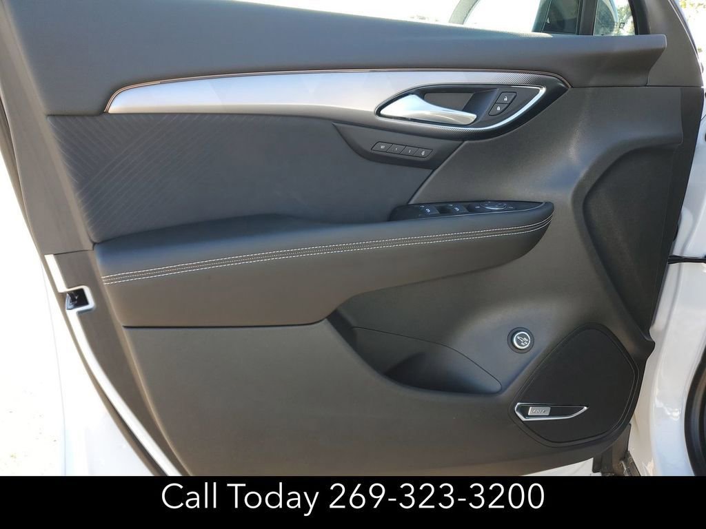 New 2025 Buick Envision Sport Touring image 25