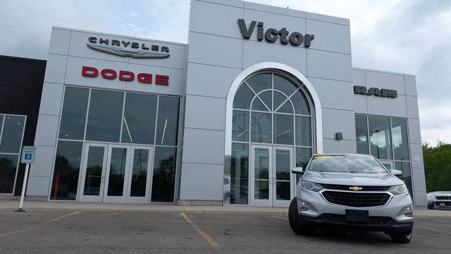 Used 2019 Chevrolet Equinox LT AWD/4WD image 2
