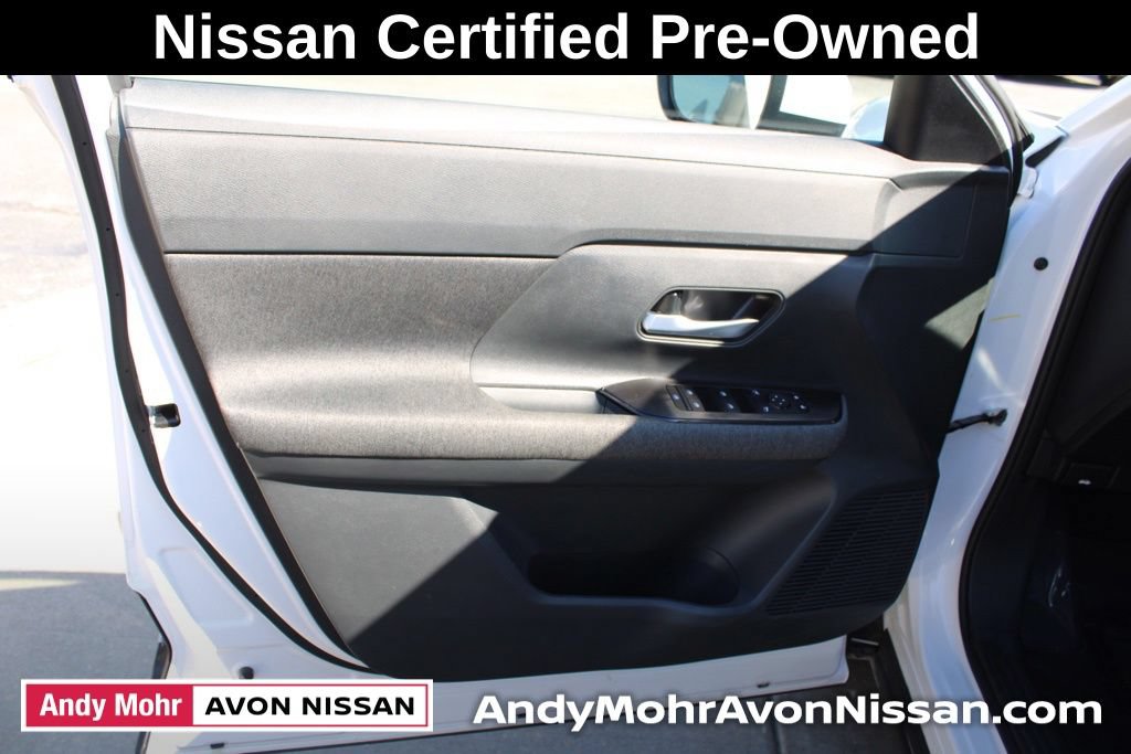 Certified 2025 Nissan Kicks SV AWD/4WD image 19