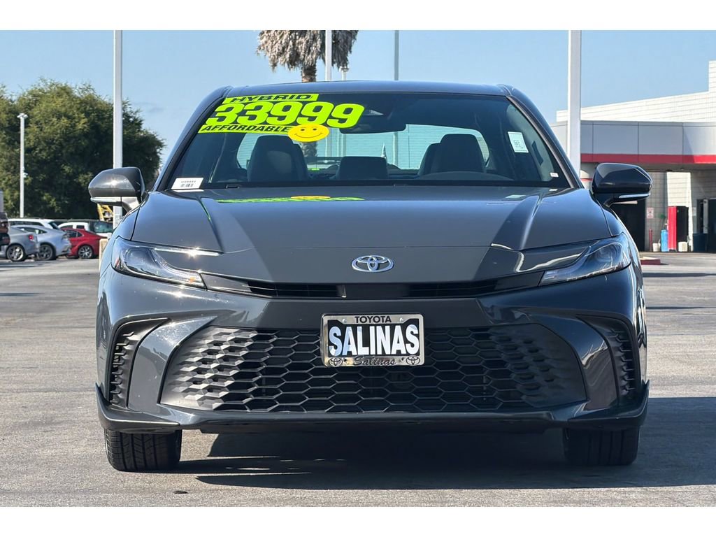 Certified 2025 Toyota Camry SE FWD image 9