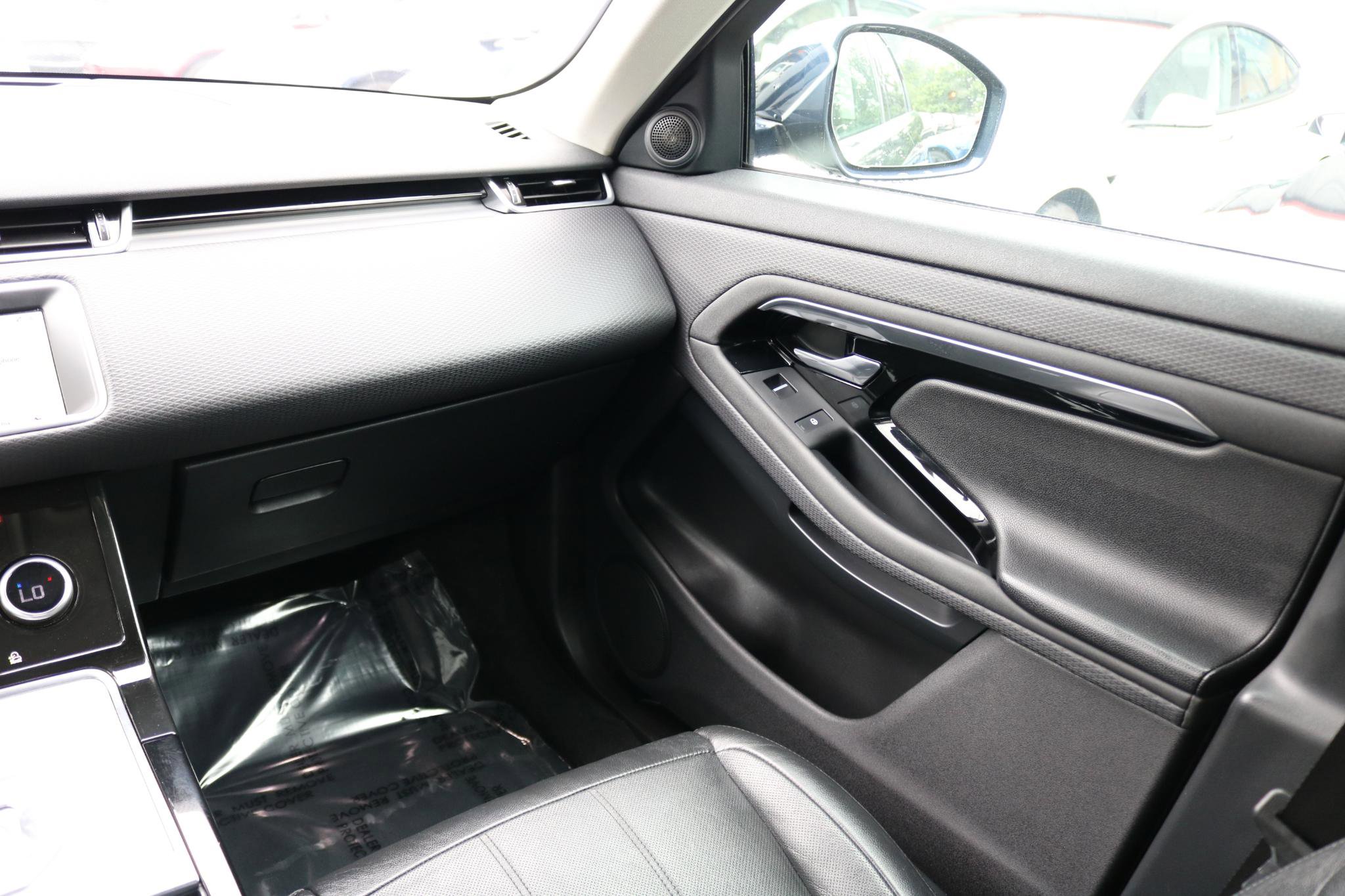 Used 2020 Land Rover Range Rover Evoque S image 35