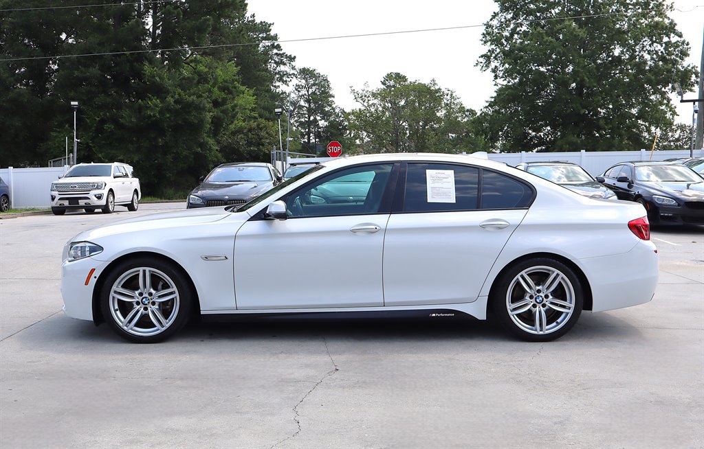 Used 2015 BMW 550i Sedan RWD image 4