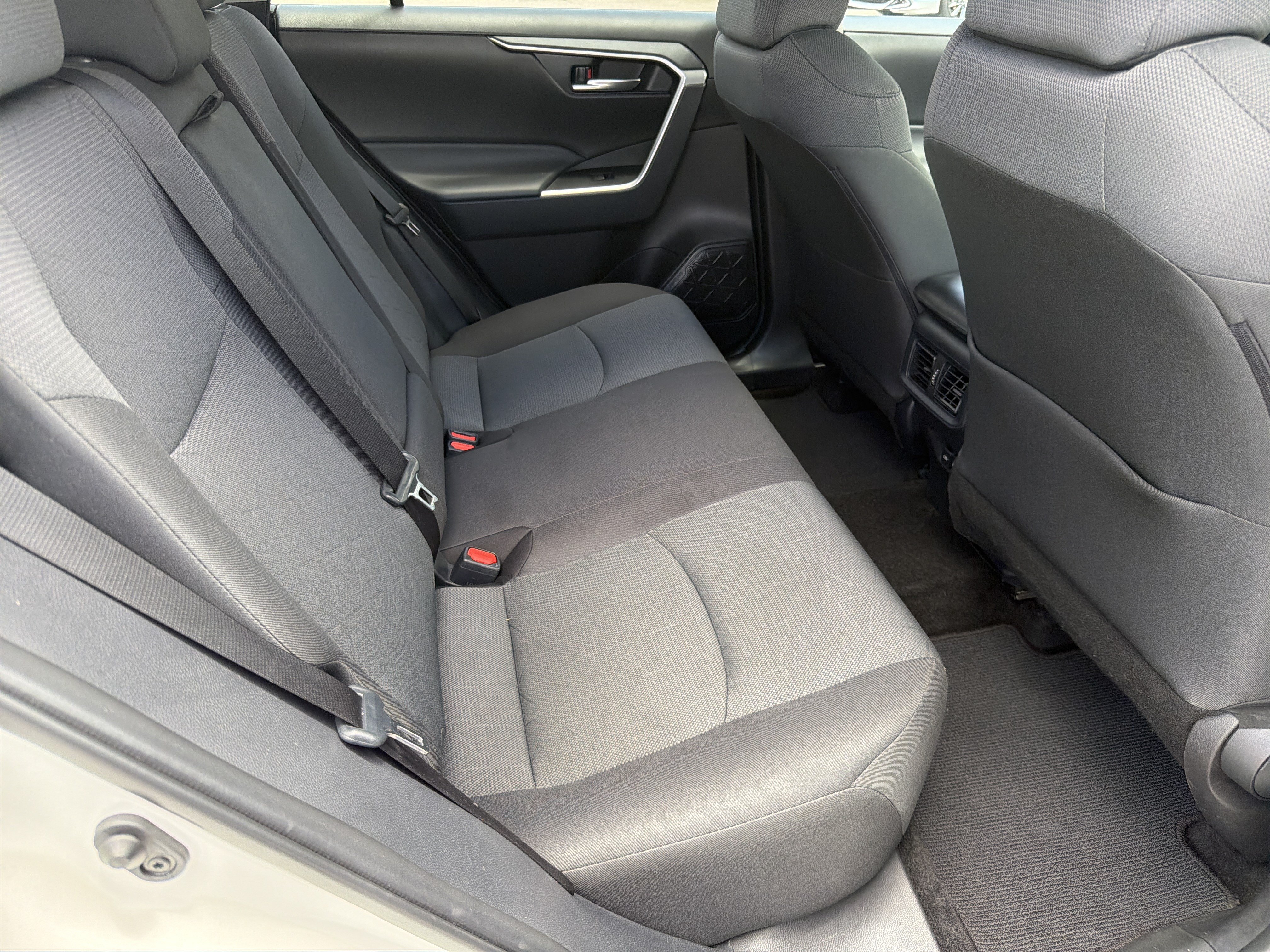 Certified 2024 Toyota RAV4 XLE FWD image 26