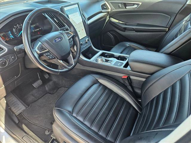 Used 2023 Ford Edge SEL image 9