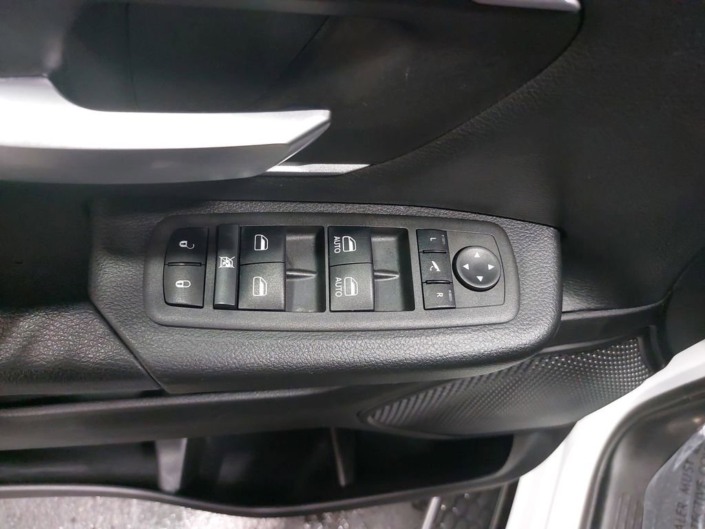 Used 2022 RAM 1500 Big Horn image 27