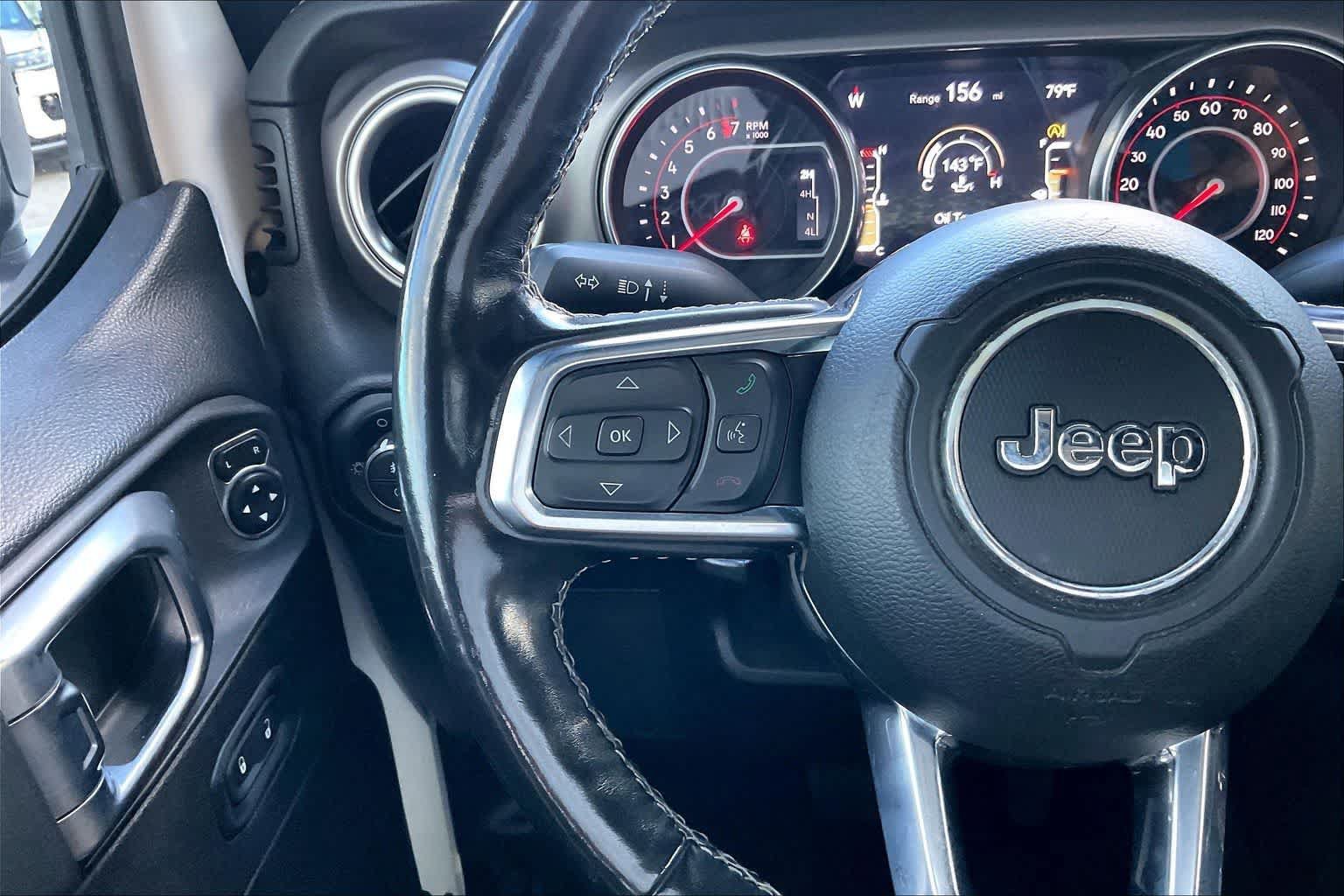 Used 2020 Jeep Gladiator Rubicon AWD/4WD image 24