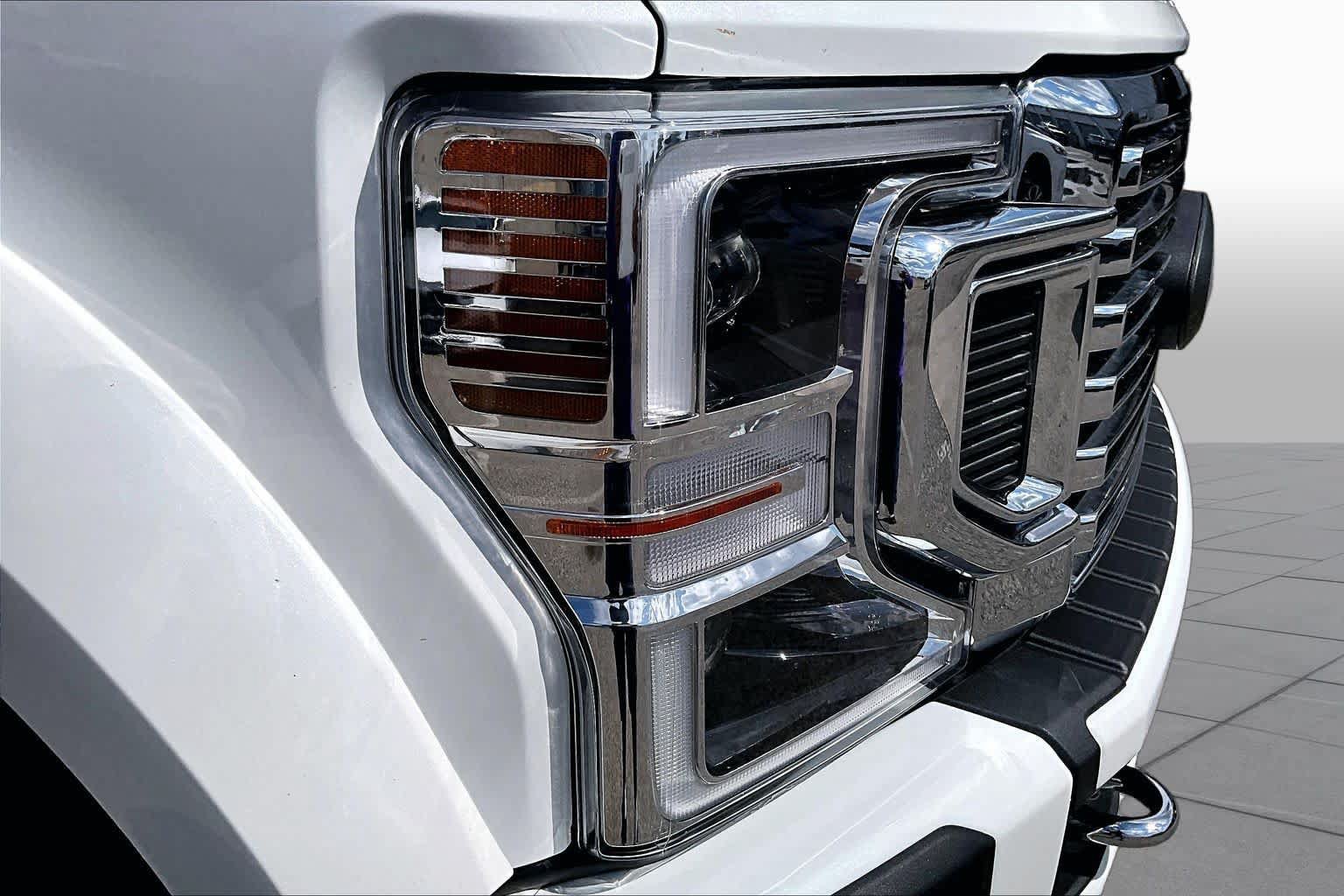 Used 2022 Ford F450 Limited w/ FX4 Off-Road Package AWD/4WD image 27