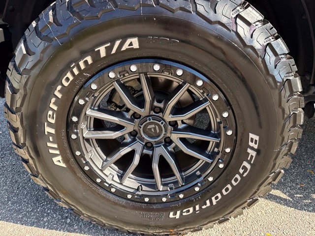 Used 2025 Ford Bronco 2-Door AWD/4WD image 11