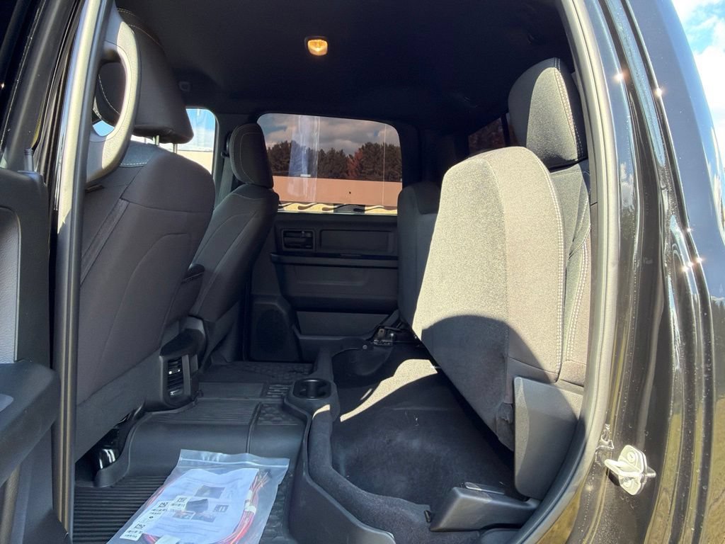 Used 2026 RAM 2500 Warlock AWD/4WD image 16
