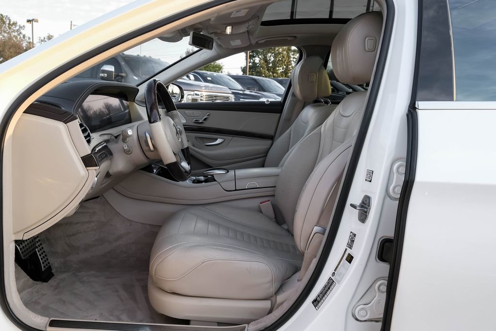 Used 2019 Mercedes-Benz S 560 4MATIC Sedan image 36