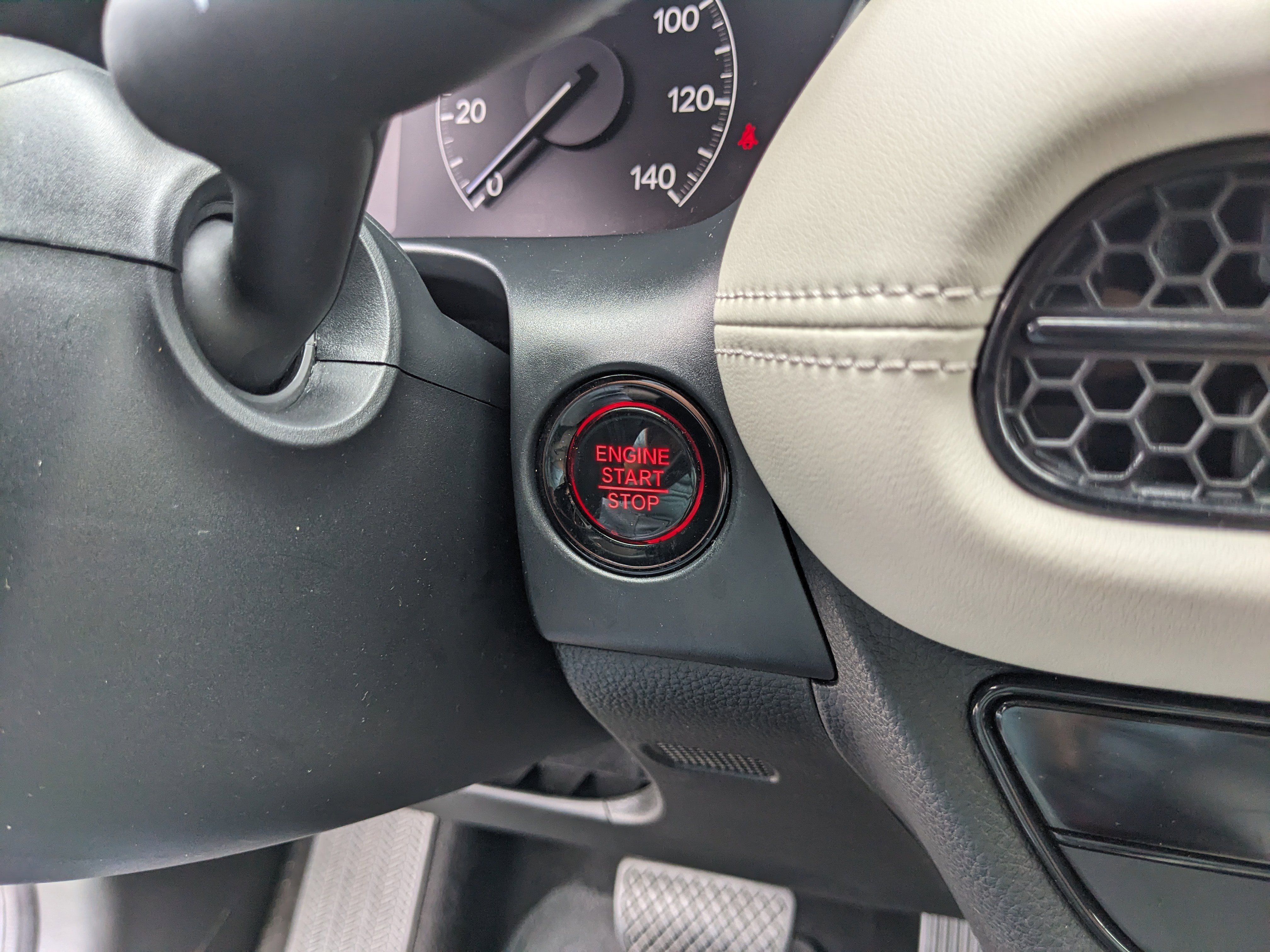 Used 2023 Honda HR-V LX image 29