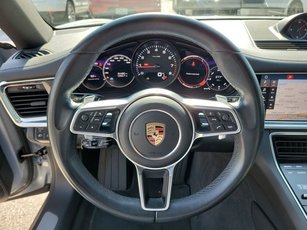 Certified 2018 Porsche Panamera RWD image 33