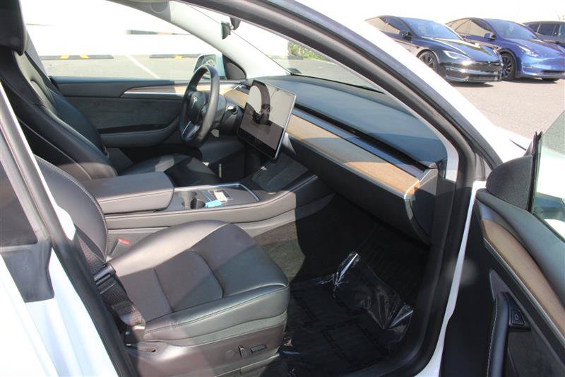Used 2023 Tesla Model Y Long Range AWD/4WD image 11