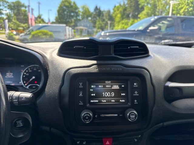 Used 2017 Jeep Renegade Limited AWD/4WD image 26