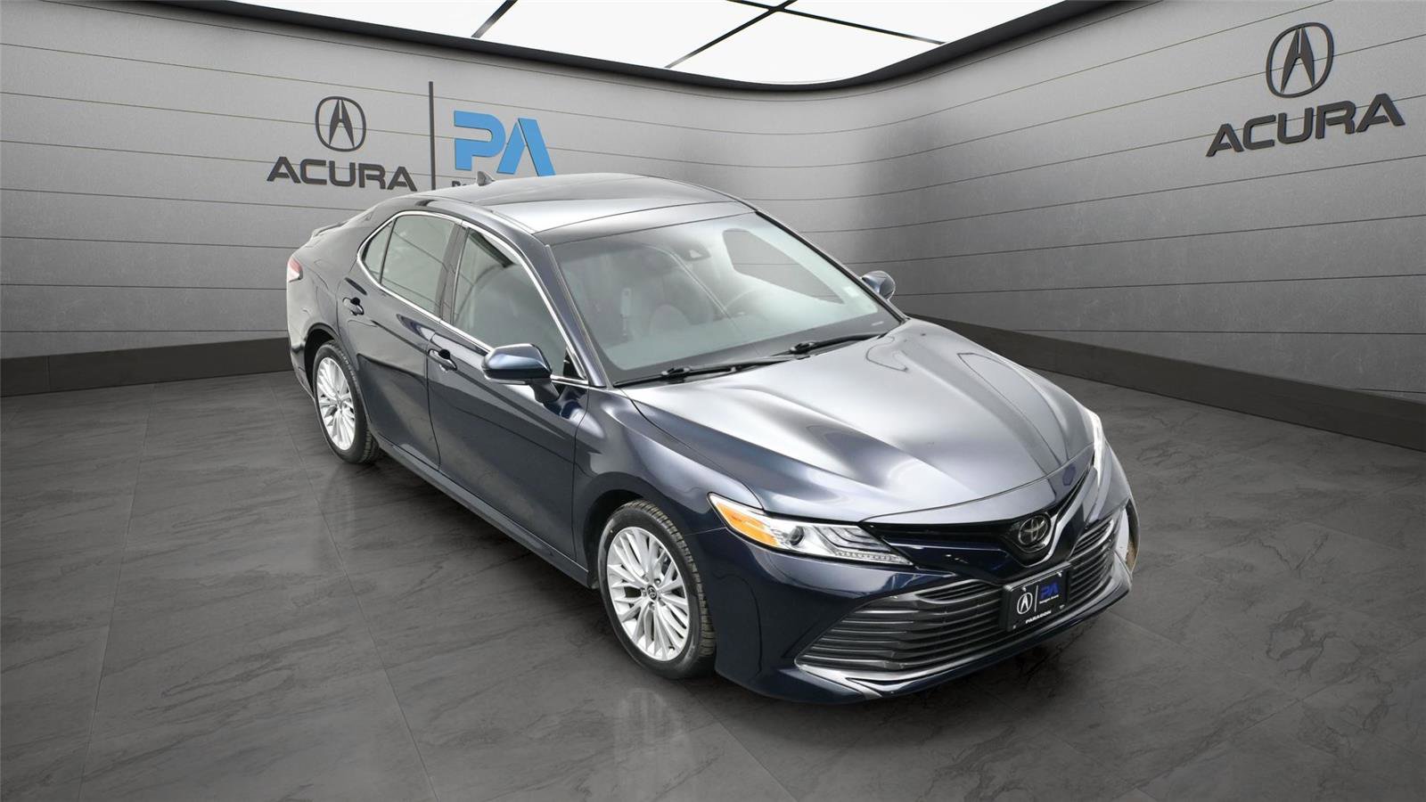 Used 2020 Toyota Camry XLE image 34