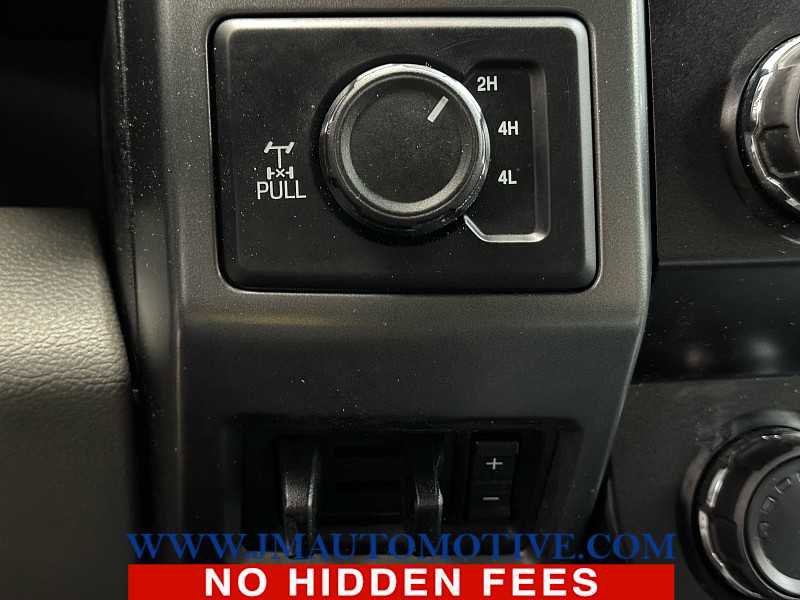 Used 2021 Ford F350 XLT w/ XLT Premium Package image 28