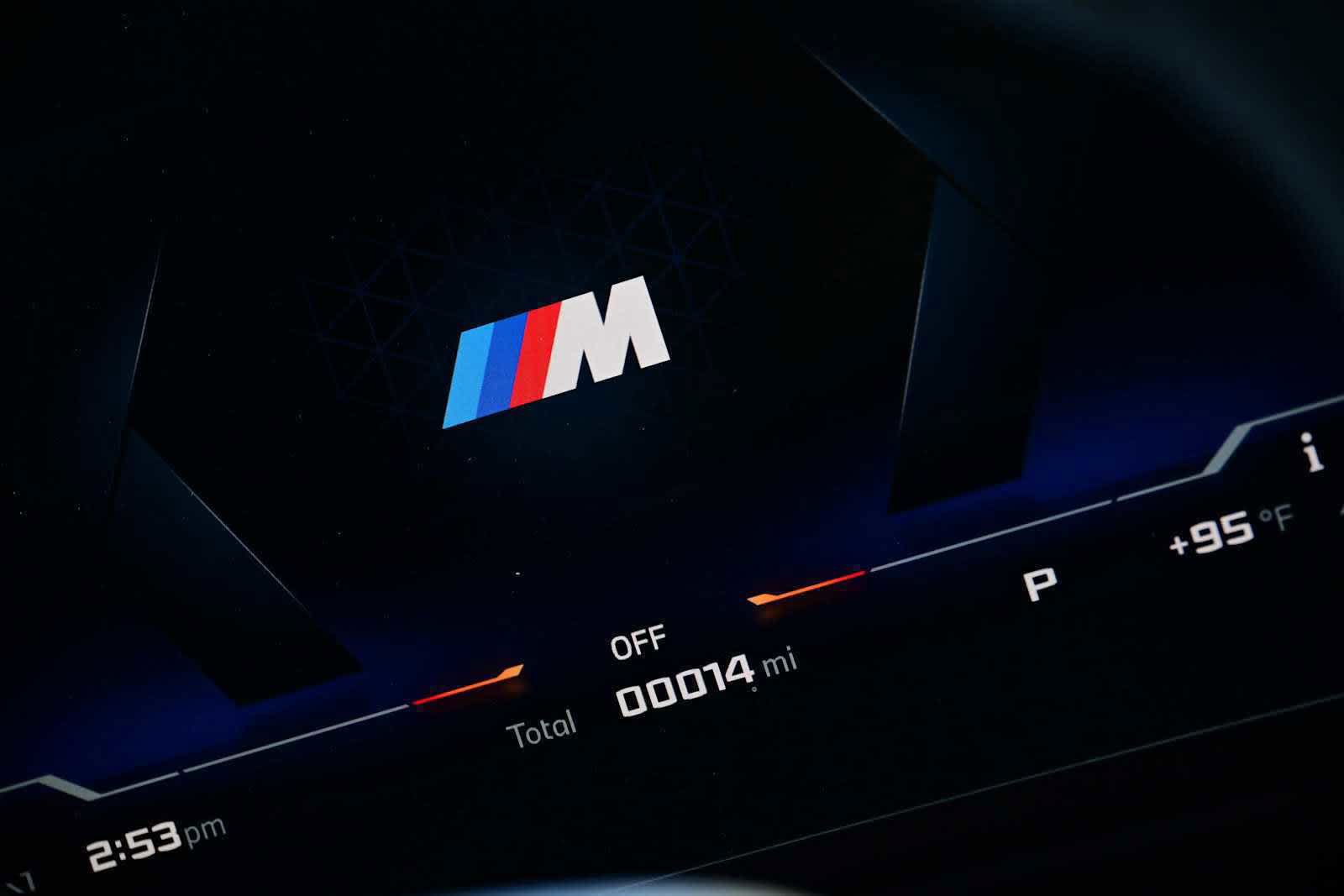 Used 2025 BMW M235i xDrive w/ Premium Package AWD/4WD image 19