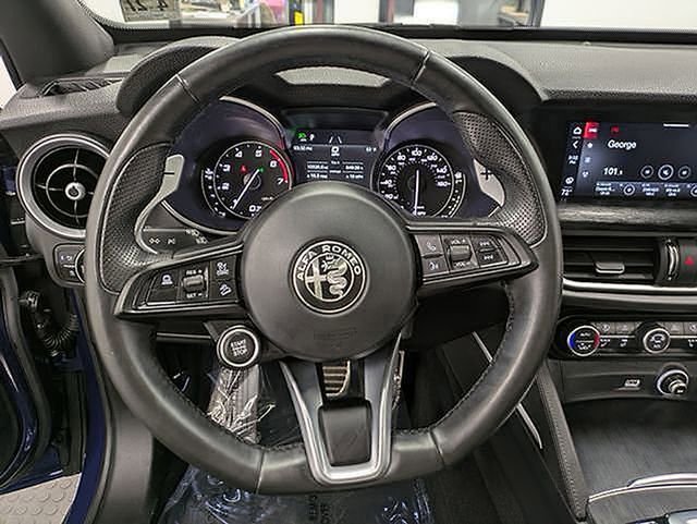 Used 2022 Alfa Romeo Stelvio Sprint AWD/4WD image 23