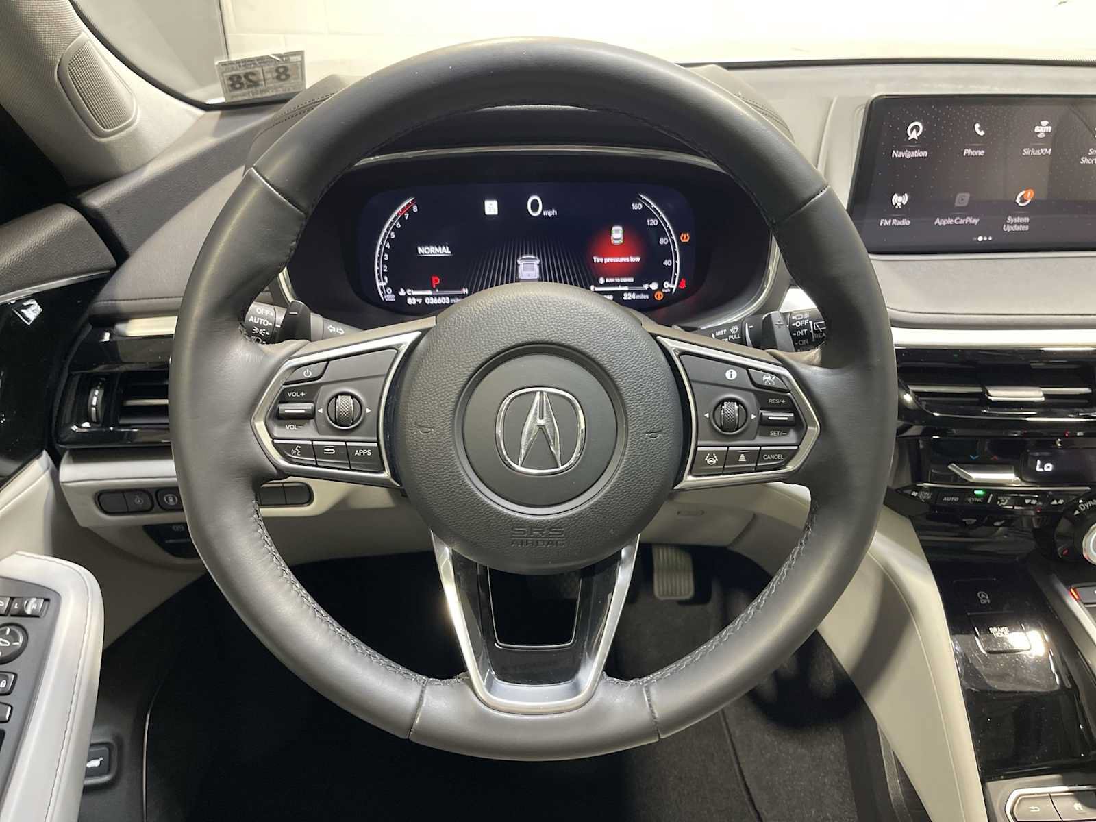 Certified 2024 Acura MDX w/ Technology Package AWD/4WD image 15