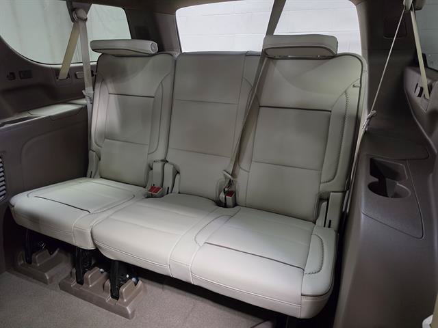 Certified 2025 GMC Yukon XL Denali w/ Advanced Technology Package AWD/4WD image 14