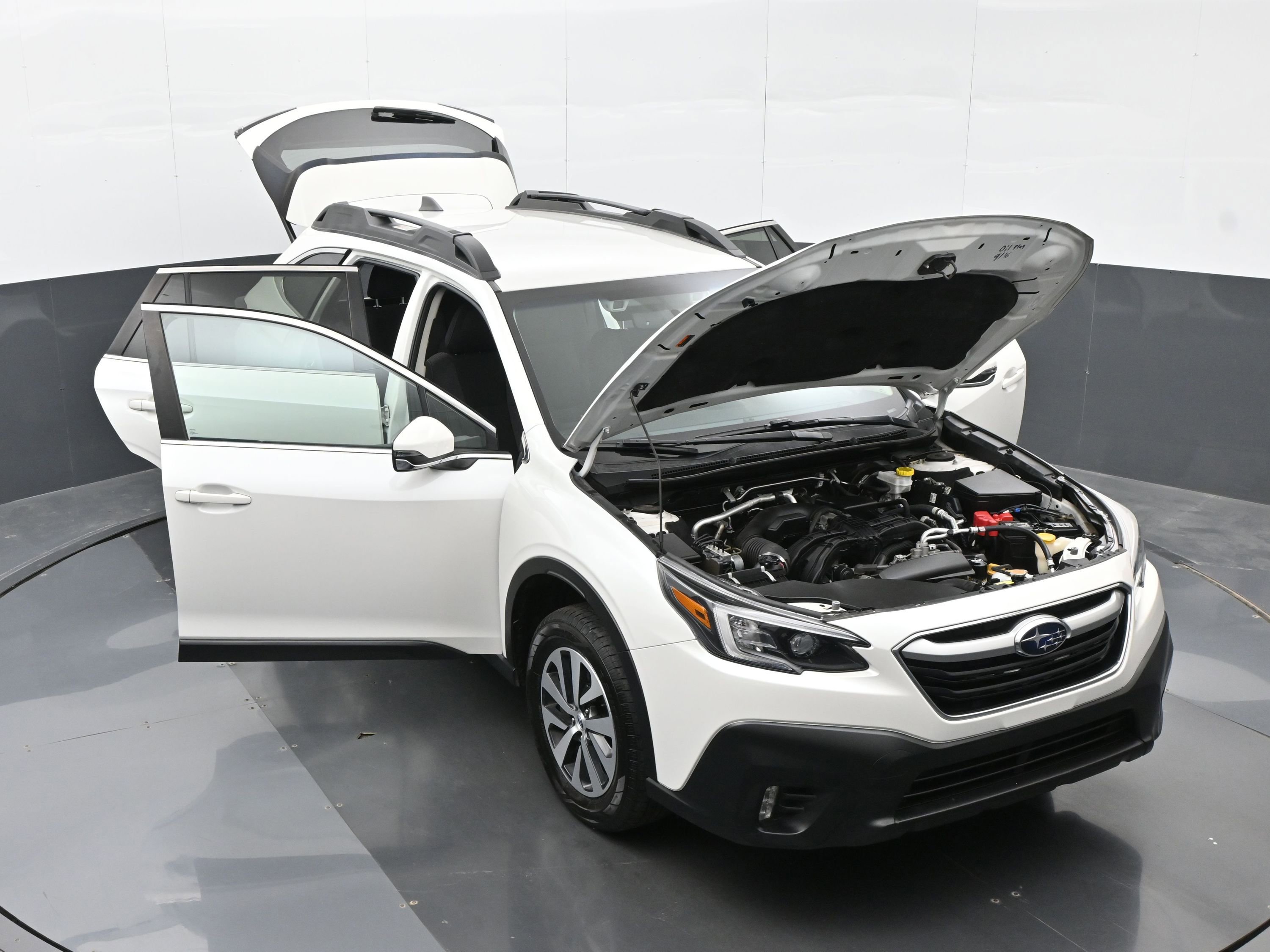 Used 2021 Subaru Outback Premium AWD/4WD image 44